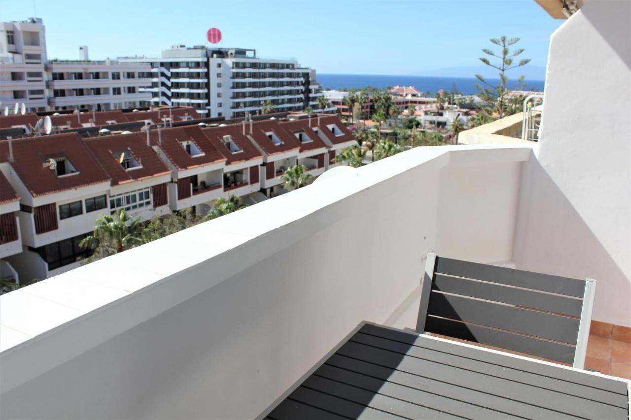 Superb Seaview Apartment In Playa De Las Americas Exteriör bild
